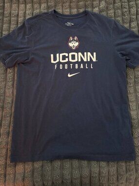 Nike UCONN T-Shirt